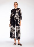 Black/Ecru
