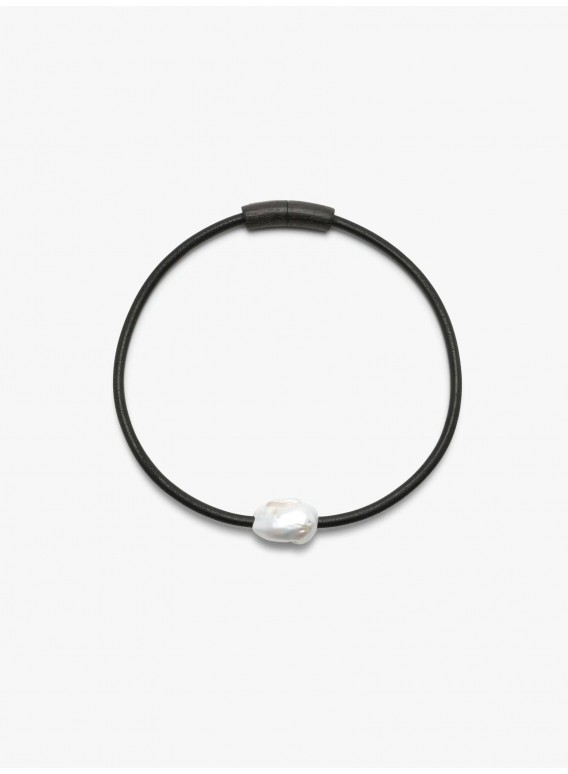 Lyséa necklace: leather, baroque pearl